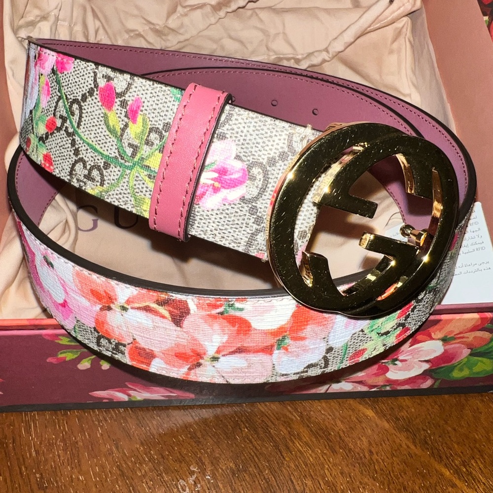 Gucci bloom belt